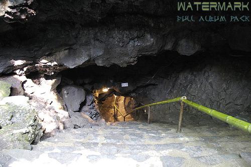 Kawaguchiko - cave - 001